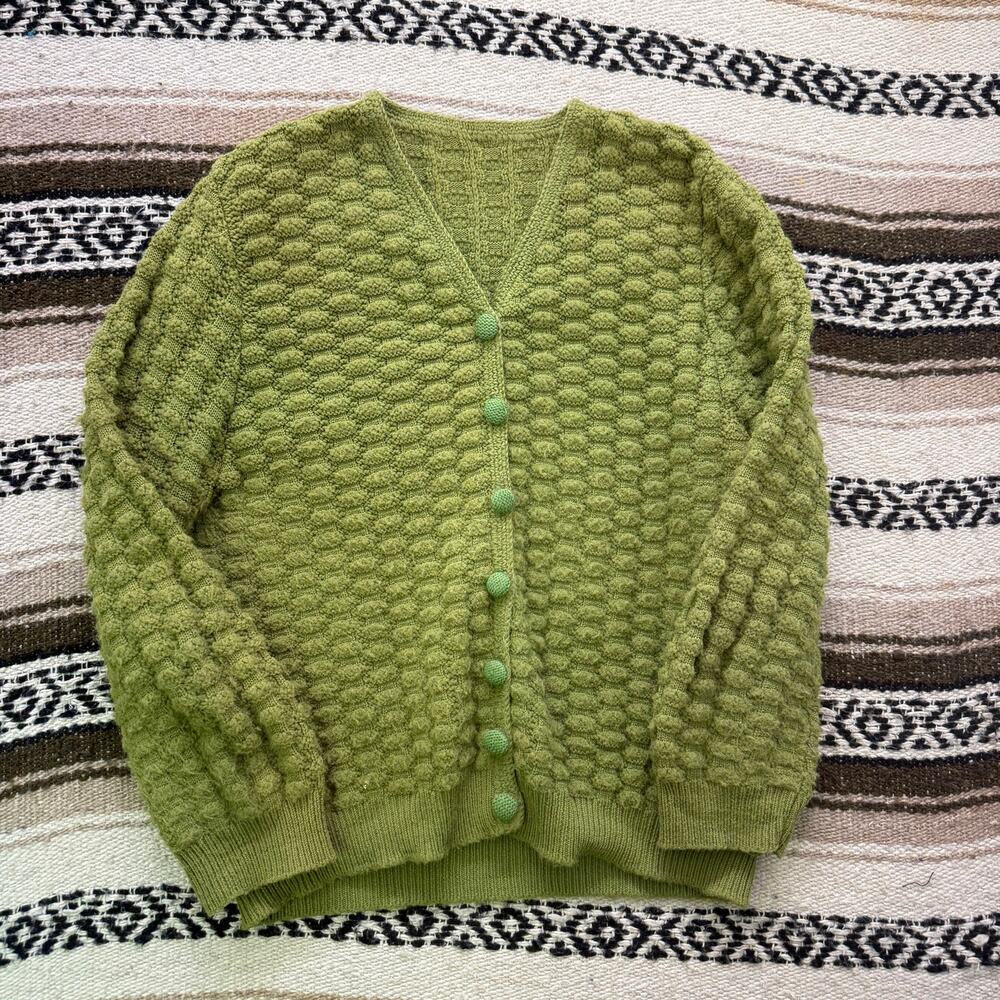Women's Vintage 1970's Avocado Green Textured Cardigan Knit Sweater Sz Small VTG